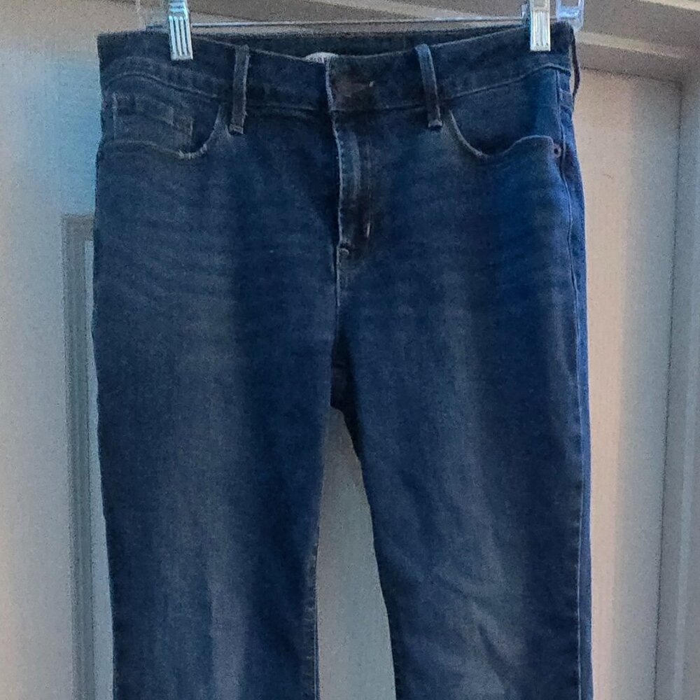 Old Navy Kicker Bootcut Darkwash Jeans Sz 8 Short in Excellent Condition